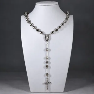 Rosario de plata con medalla de la Virgen y Cruz